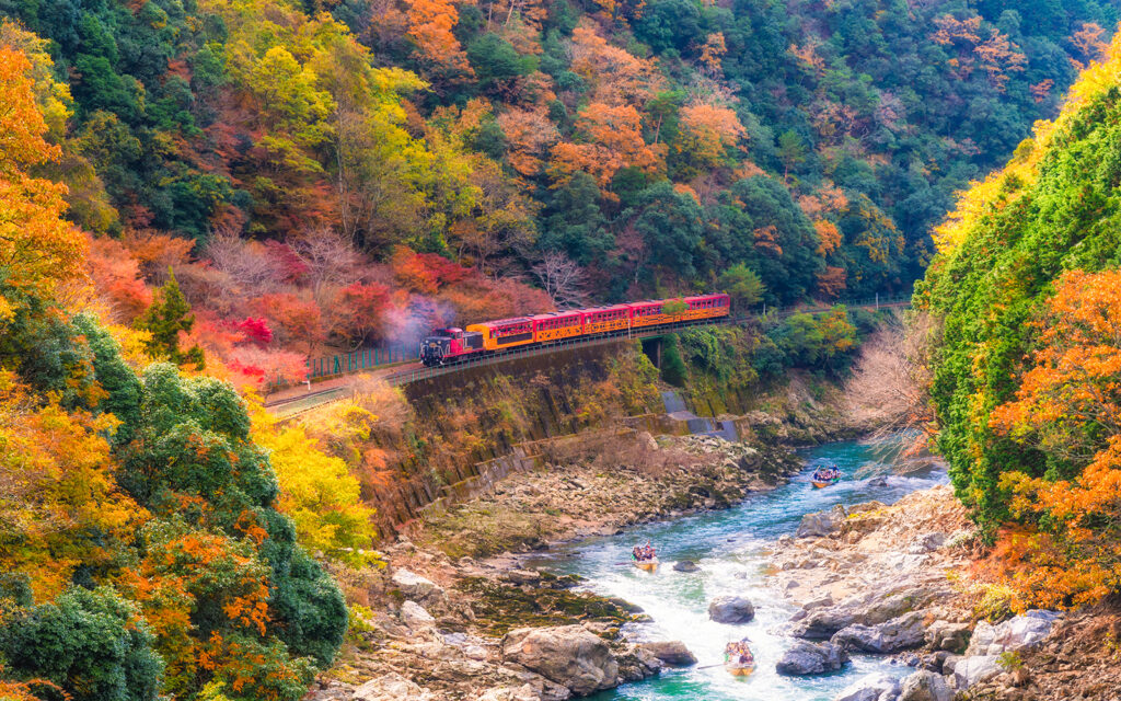 รถไฟสายโรแมนติกซากาโนะ