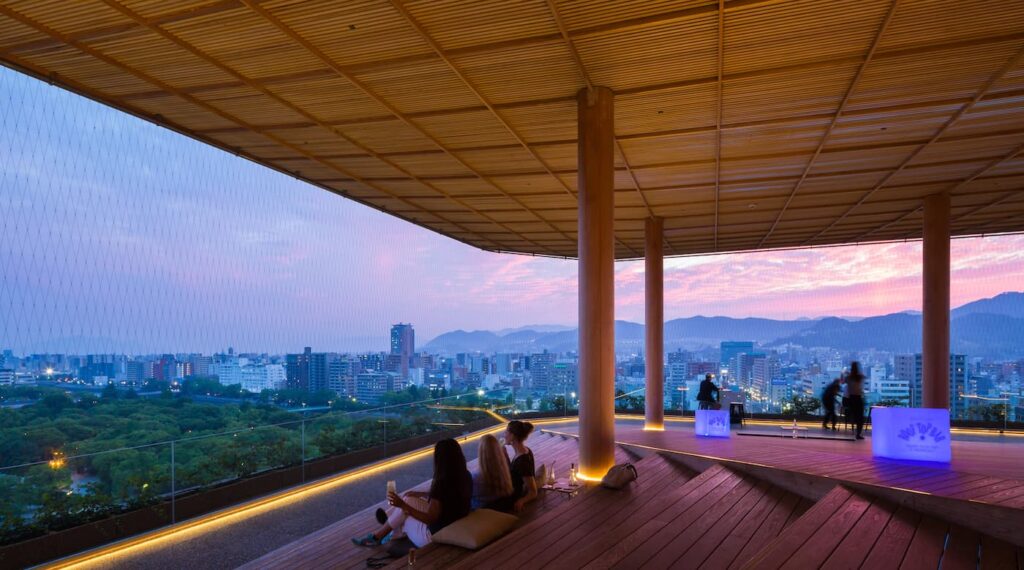 จุดชมวิวเมืองฮิโรชิม่า (Hiroshima Orizuru Tower)