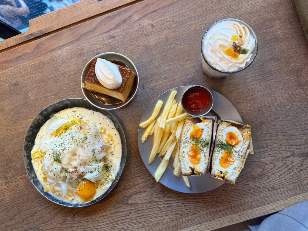 Egg Baby Cafe