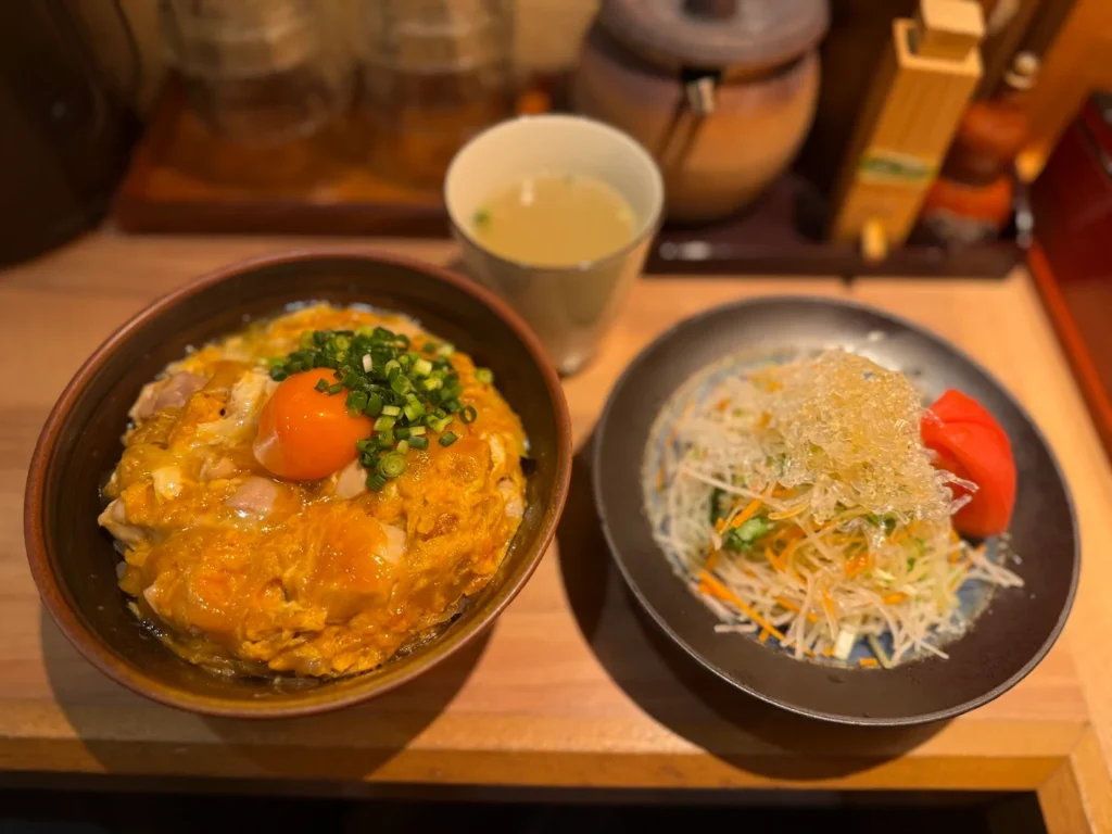 Oyakodon Senmonten Marukatsu