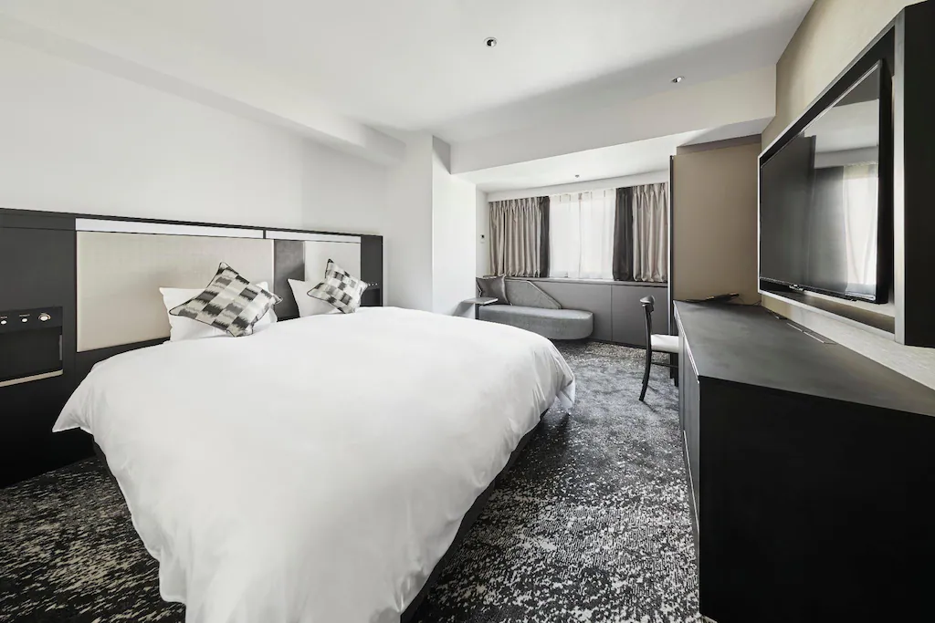 Cross Hotel Osaka