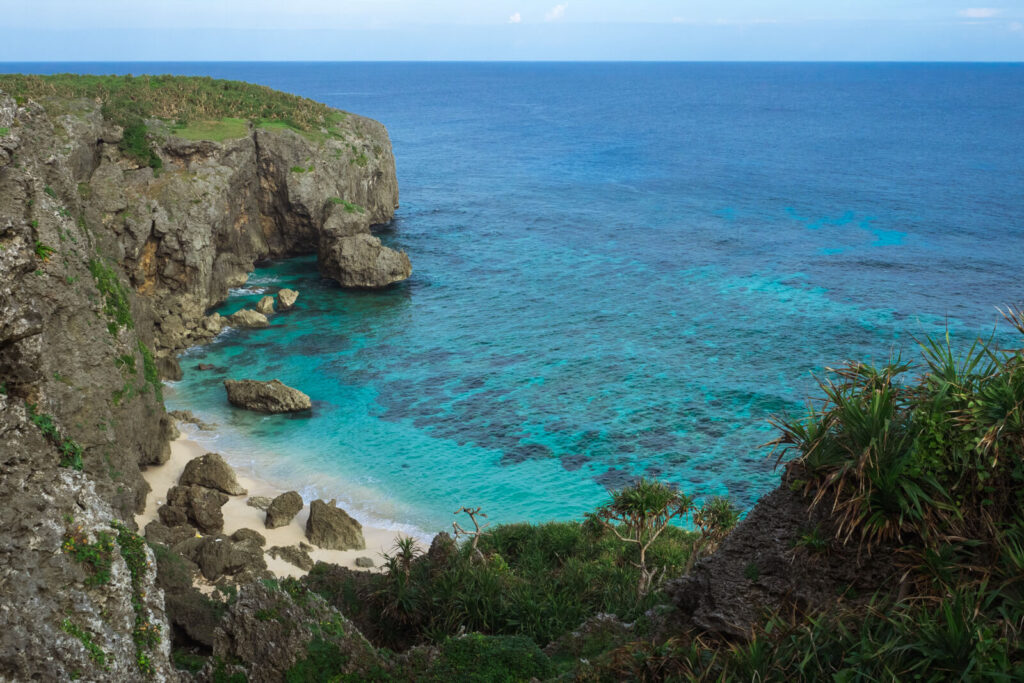 Rokutatami Beach